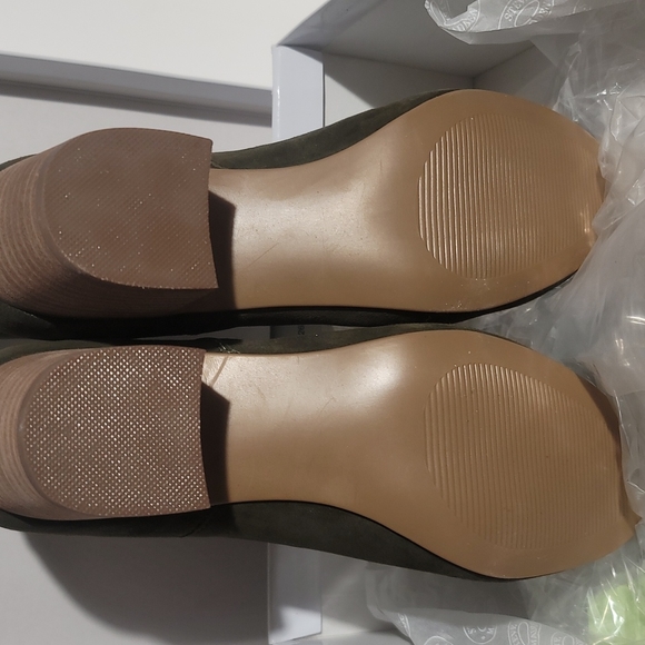 Steve Madden Harber Olive Suede Ankle Bootie 7 NWB - Picture 6 of 11